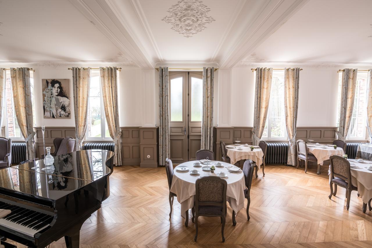 Chateau De Montabert Montaulin Eksteriør bilde