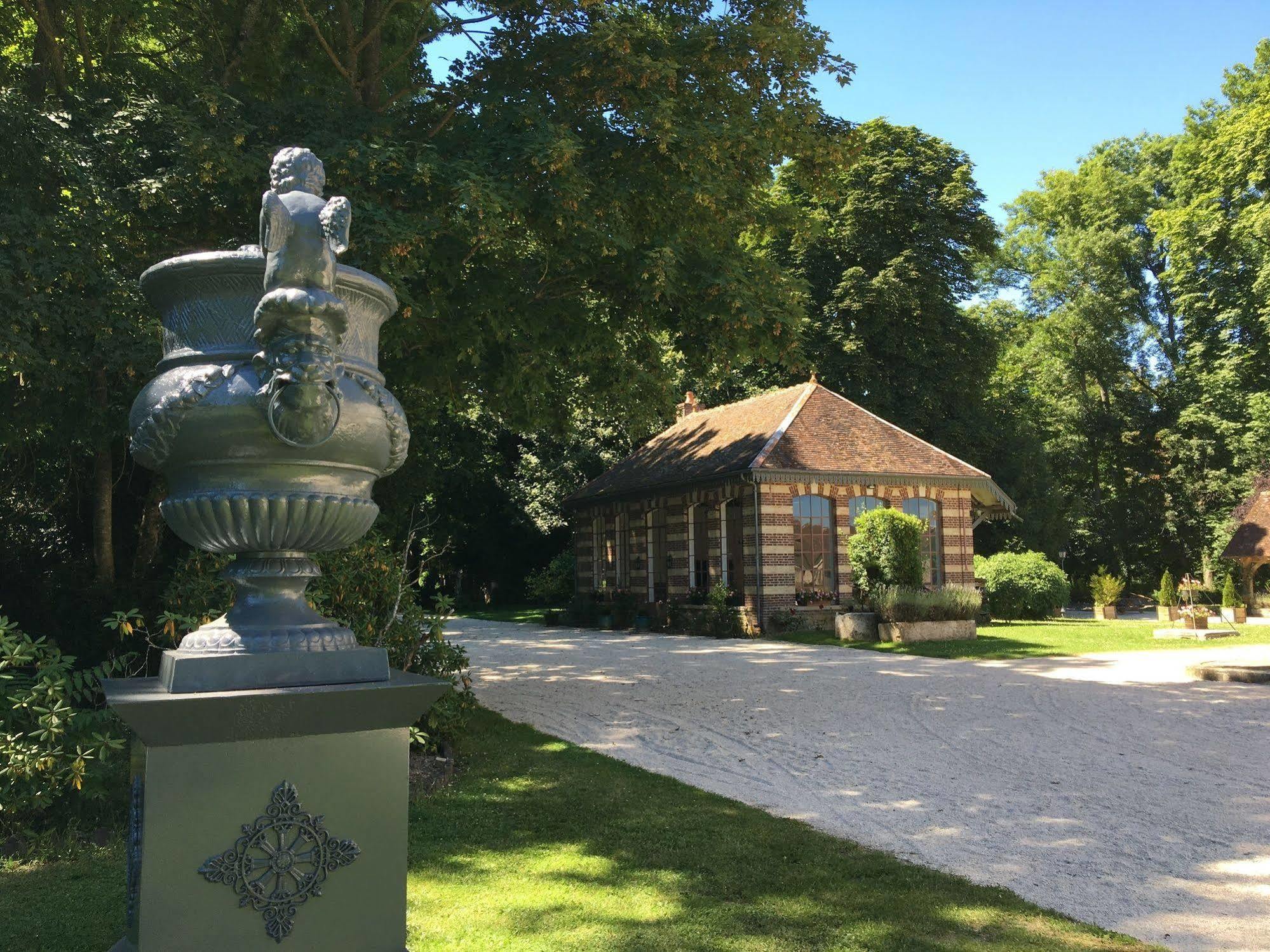 Chateau De Montabert Montaulin Eksteriør bilde