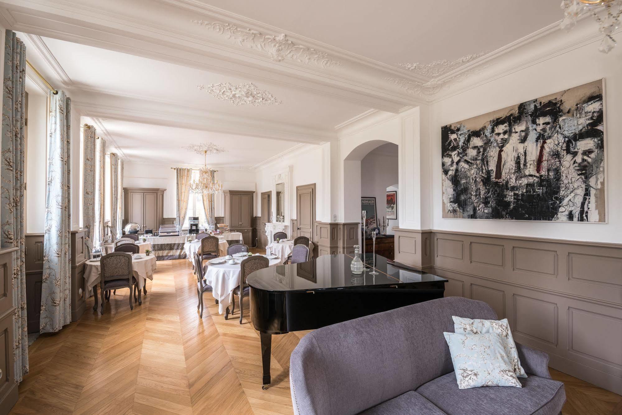 Chateau De Montabert Montaulin Eksteriør bilde